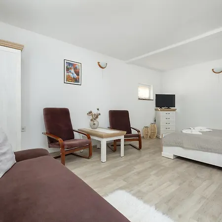 Older Krab Vendégház Rewal